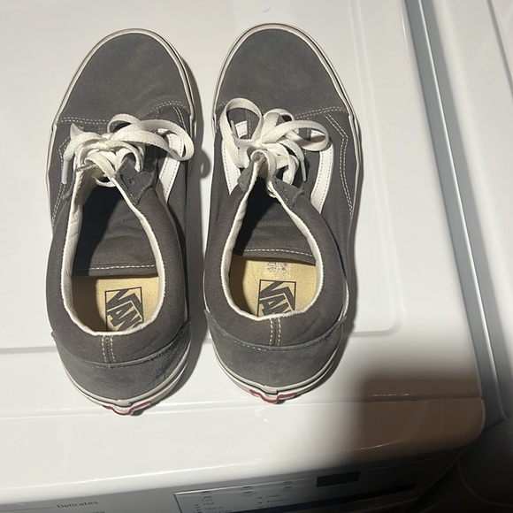 Vans - Picture 11 of 11